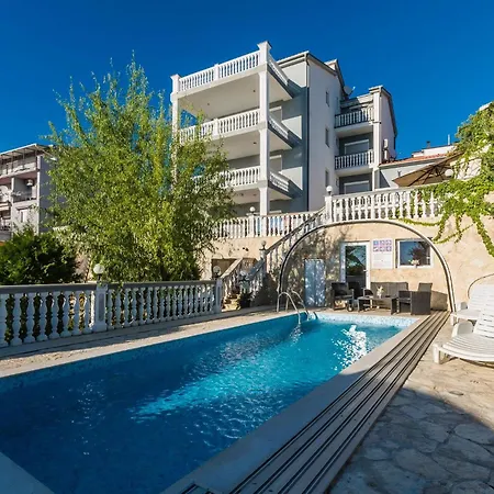 Apartment 8 Im Dritten Obergeschoss